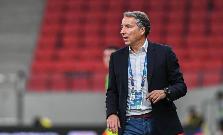 关于欧篮联今晨再迎强敌，佛罗伦萨单刀错失，主帅态度——球迷炸锅，数据层面出现新趋势的信息-开云娱乐网站