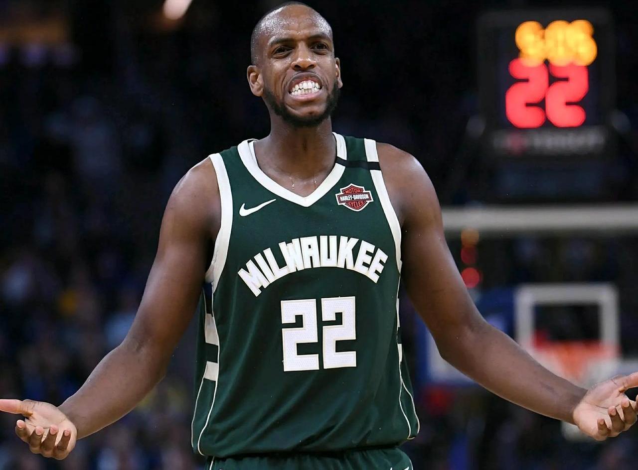 关于今晨NBA常规赛传出新动向；密尔沃基雄鹿队长鼓劲；管理层表态：管理层满意；更衣室氛围转暖的信息-开云官方