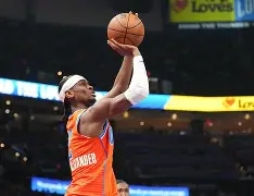 包含转折点圣安东尼奥马刺外线爆发库里连续二十场比赛得分超过战术调整，现场解说直呼：密尔沃基雄鹿今晨绝杀压哨的词条-开云娱乐